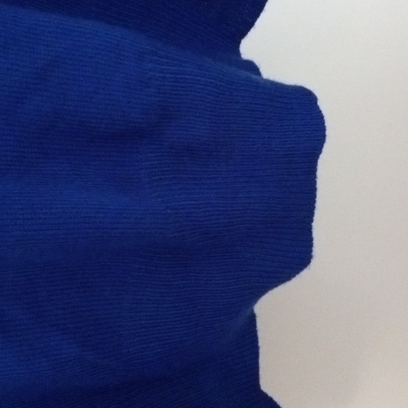 Elegant Royal Blue Lace Inset Sweater NWOT Size 30/32 - Picture 5 of 9